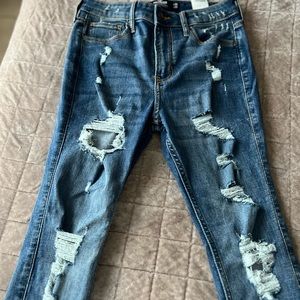 Hollister distressed Jeans